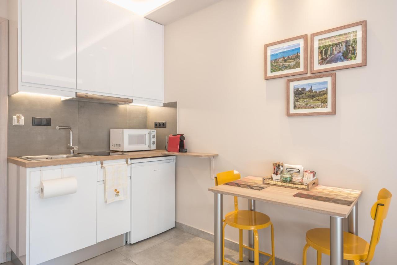✰Bright, Renovated, Spacious And Cosy Studio✰ アテネ エクステリア 写真