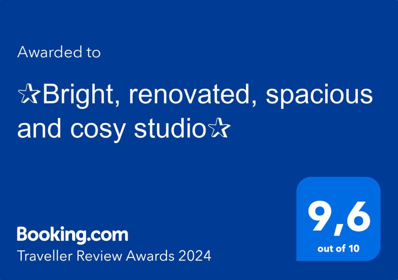 アテネ✰Bright, Renovated, Spacious And Cosy Studio✰アパートメント エクステリア 写真